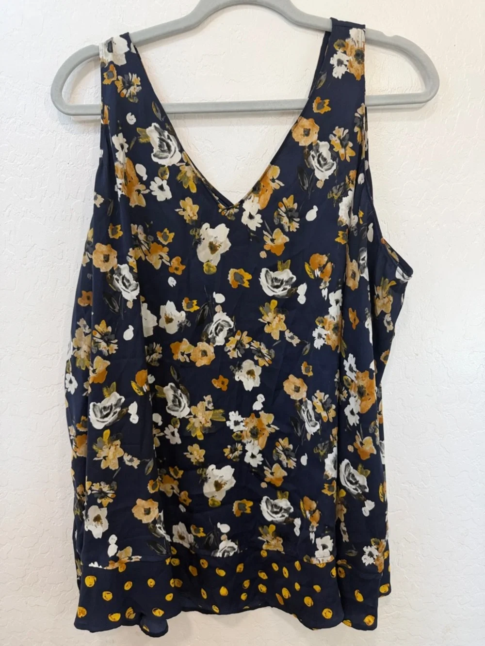 Lane Bryant Navy Floral V-Neck Camisole multi navy gold womens plus‎ size 22